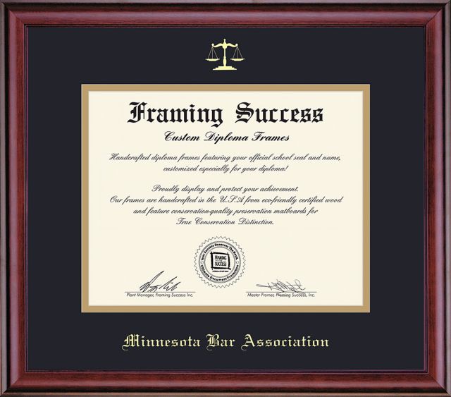 Mitchell Hamline School of Law 8.5'' x 11'' Classic Diploma Frame